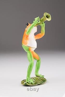 Frog playing clarinets trinket box by Keren Kopal Austrian Crystal Faberge